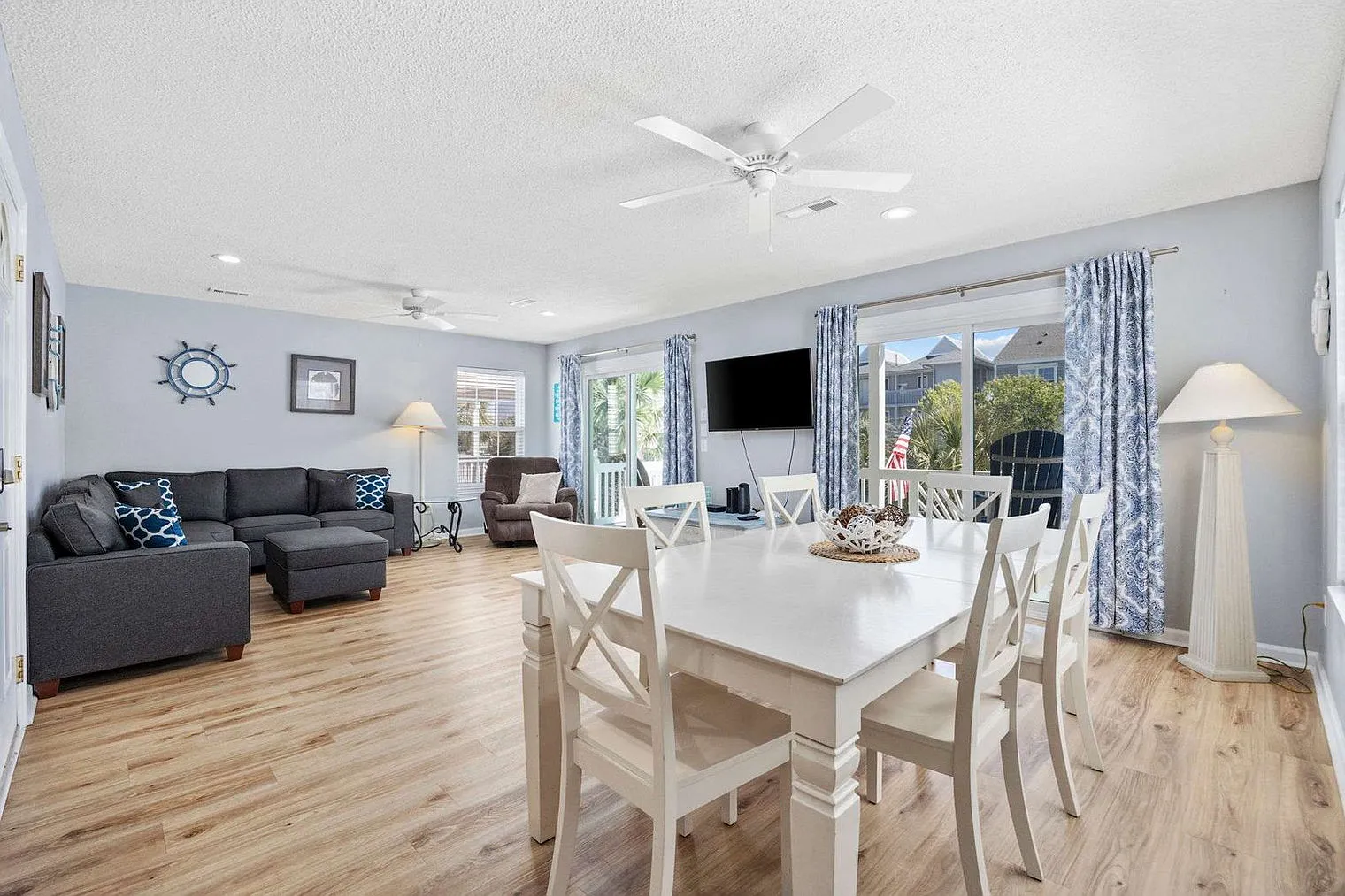 5 bed, 3.0 bath, 1991 sqft, $11,772 — Photo 1
