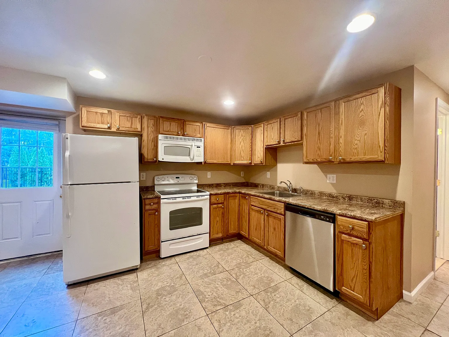 Dahlia Dr, Mahopac — Photo 3