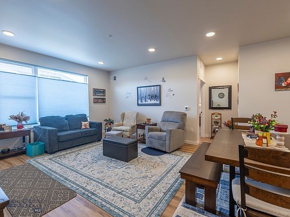 5th image of 2222 Willow Dr Unit 45C