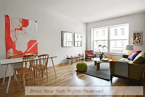 Sold by Bond New York | media 15