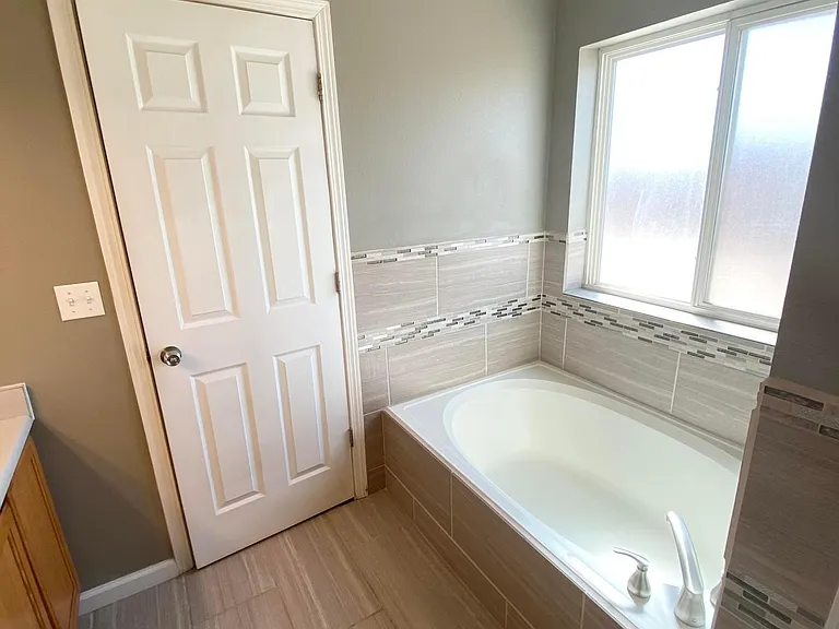 9016 Anacapa Ave NW — Photo 20
