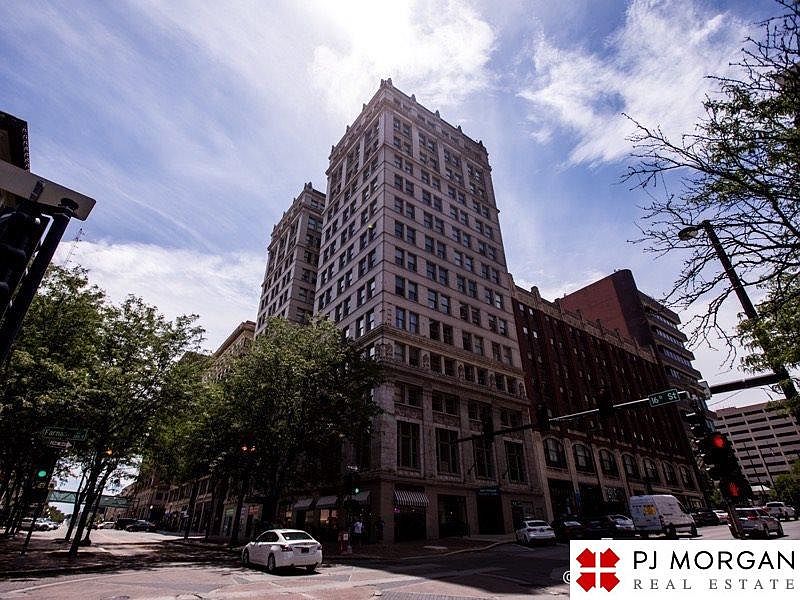 1st image of 300 S 16th St APT 1402