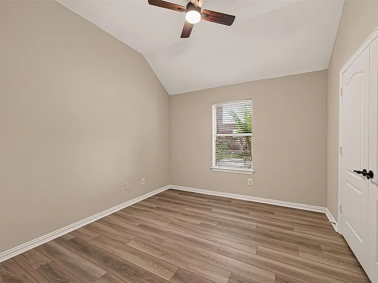 2607 Plantation Hollow Ct — Photo 33