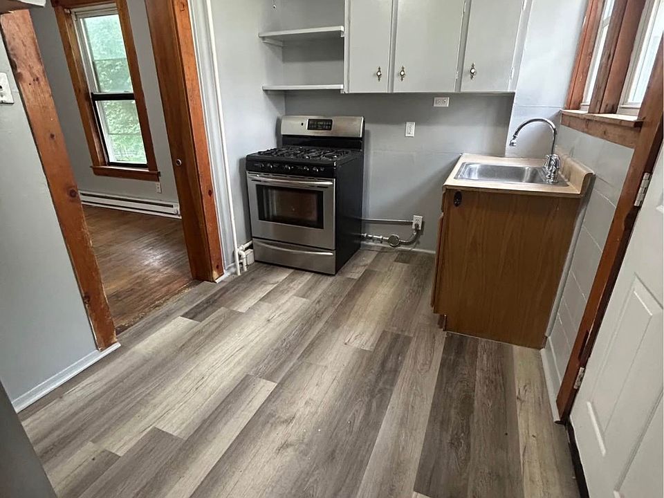 1st image of 74 Mount Globe St #3