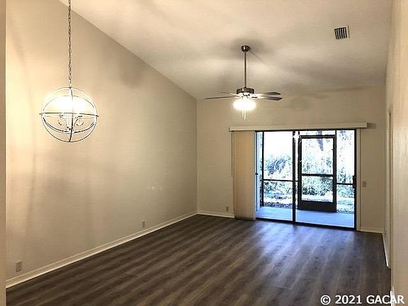 5th image of 4064 NW 23rd Cir