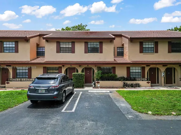 10942 W Sample Rd #E1, Coral Springs, FL 33065