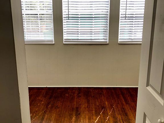 4th image of 408 E Belmar St APT 2