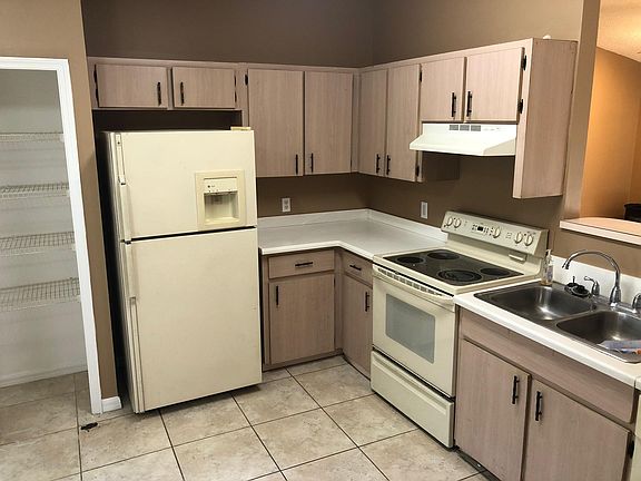 2nd image of 3742 SW Masilunas St