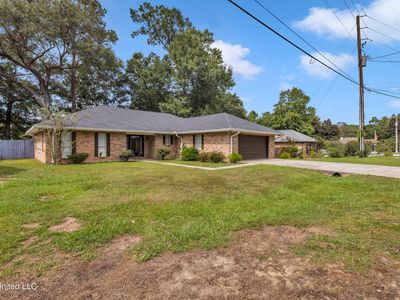 98167 Golf Club Dr, Diamondhead, MS, 39525