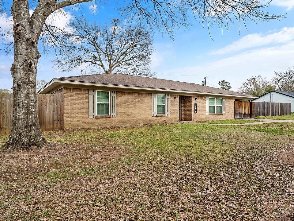 1st image of 956 Faircrest Dr
