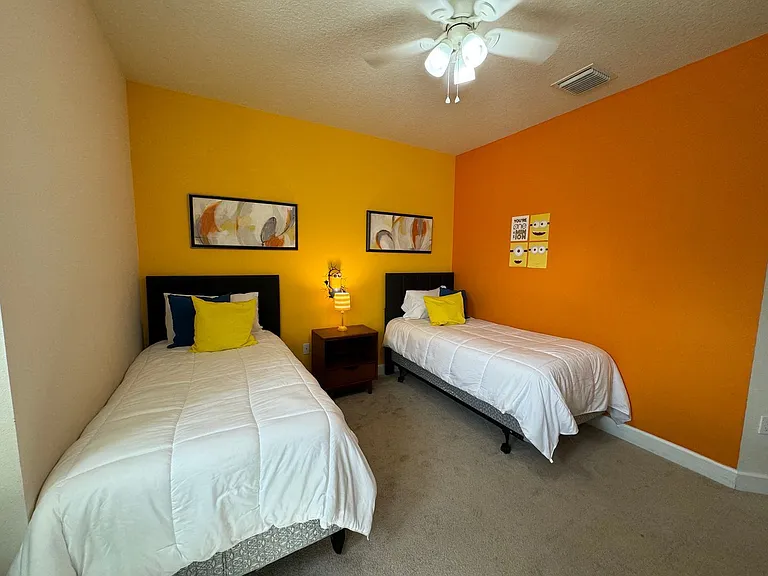 1641 Retreat Cir — Photo 21