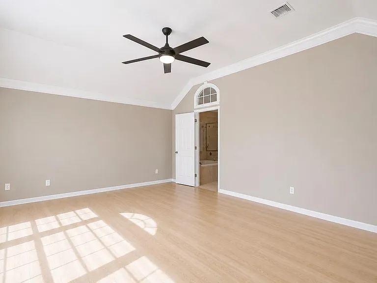 24210 Schivener House Ln — Photo 12