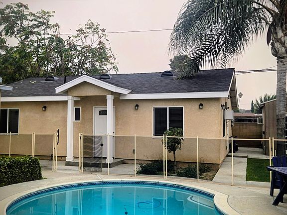 2nd image of 10250 Elmore Ave #1/2