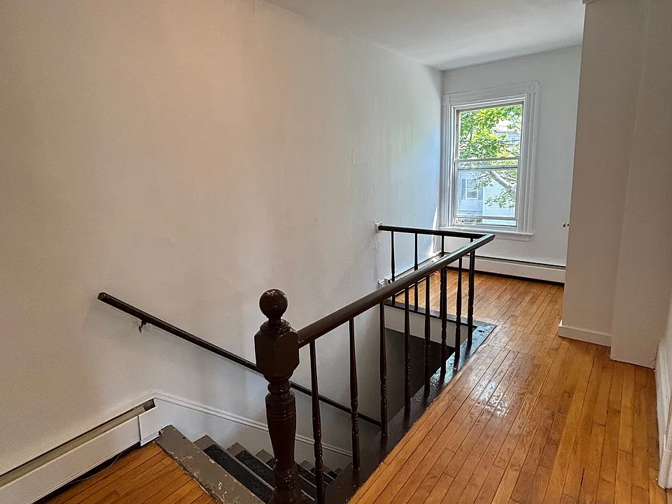 123 3rd St