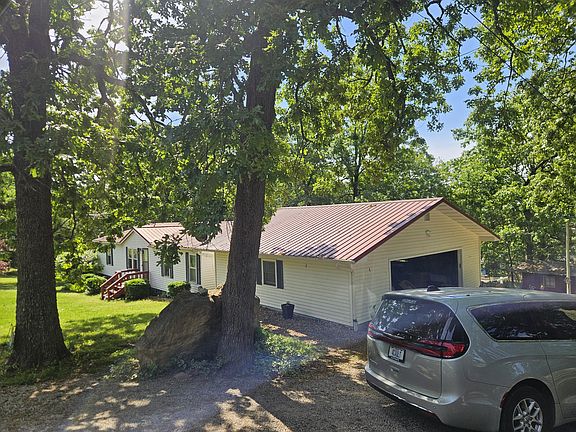 4th image of 814 County Road 609