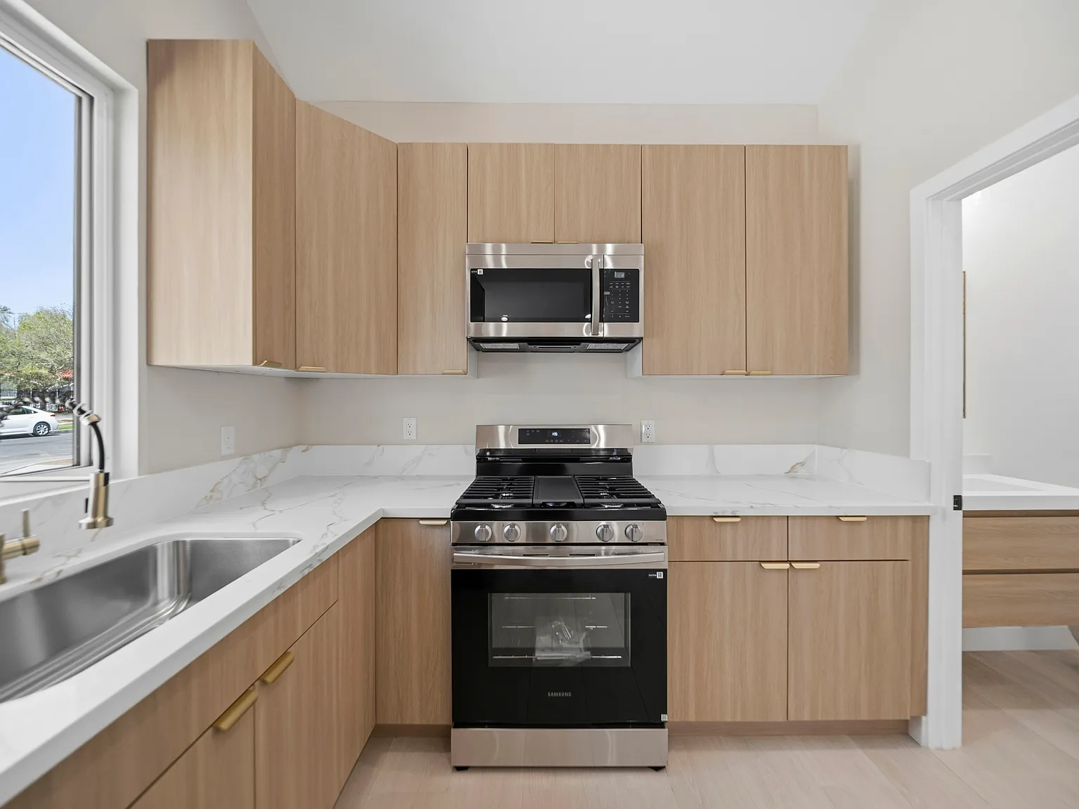 1 bed, 400 sqft, $1,850 — Photo 4