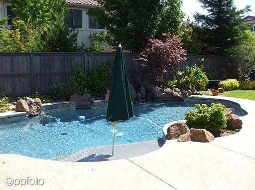 3rd image of 1480 Berriedale Ct