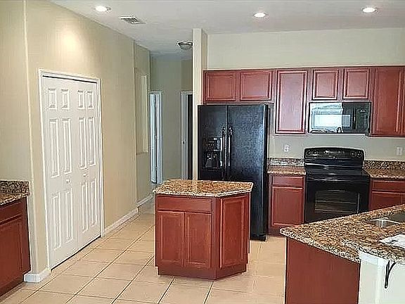 4th image of 3793 Eagle Isle Cir
