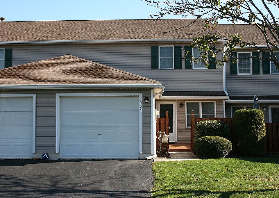 1st image of 904 Stonegate Ct