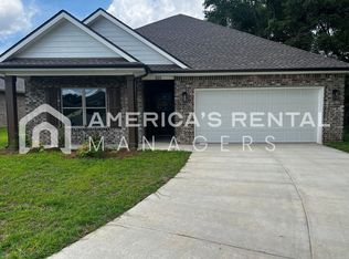 825 Ginger Lee St, Foley, AL 36535