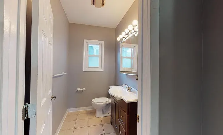 201 Comstock Ave #2R — Photo 16