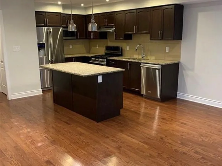 326 Doak Ln — Photo 5