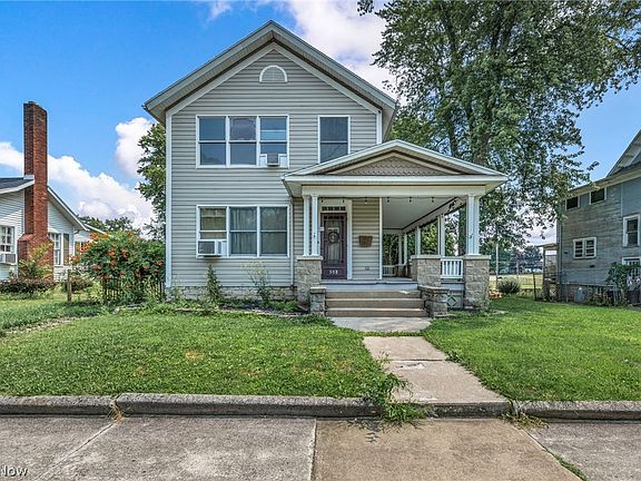3rd image of 308 Castalia St