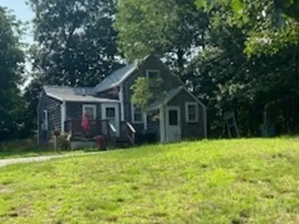 56 River St, Brockton, MA 02302