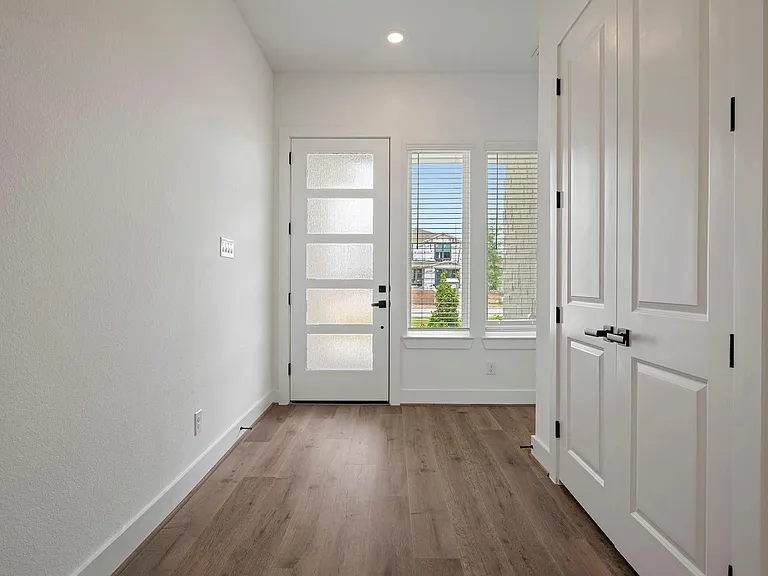 1808 Drover Ln — Photo 4