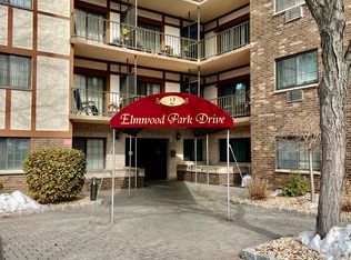 2 Elmwood Park Dr APT 425, Staten Island, NY 10314