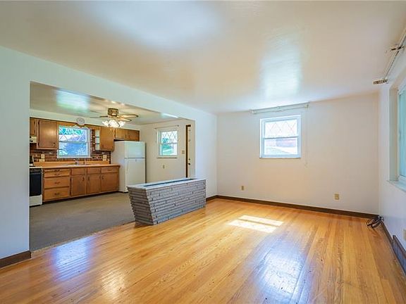 5th image of 766 William Dr