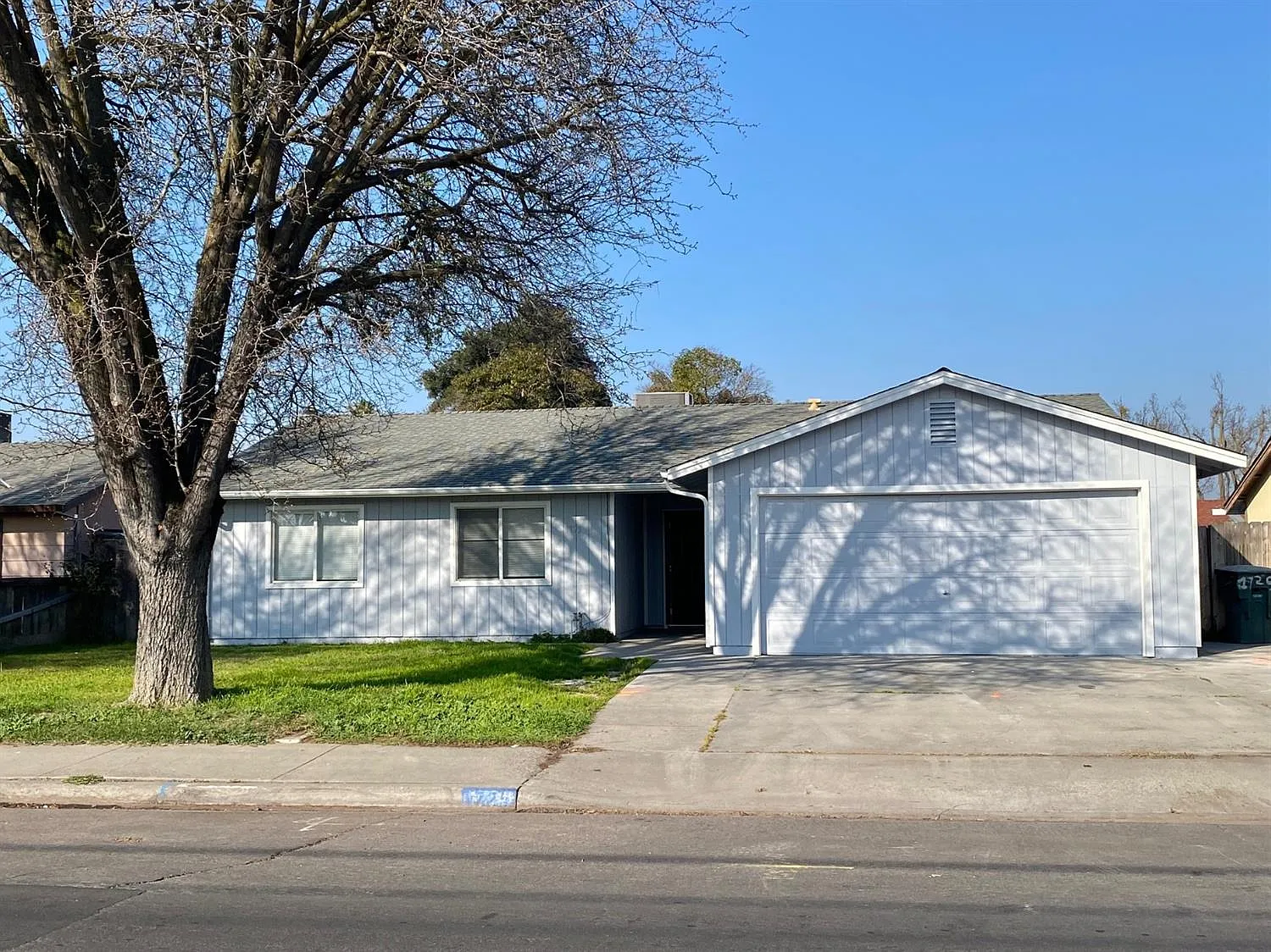 1725 Torrid Ave photo 1