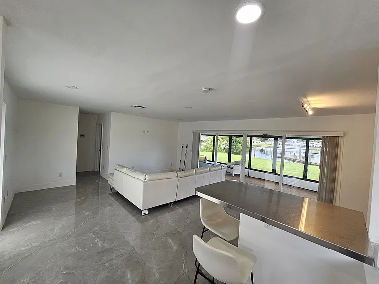 13863 River Forest Dr — Photo 5