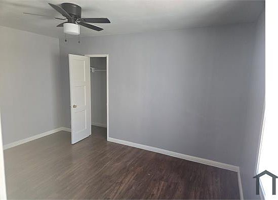 3rd image of 1770 Walnut Ave APT 4