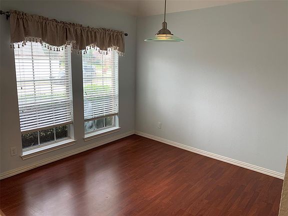 5th image of 5322 Graham Dr