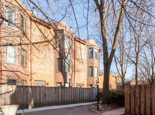 1827 N Dayton St #A, Chicago, IL 60614