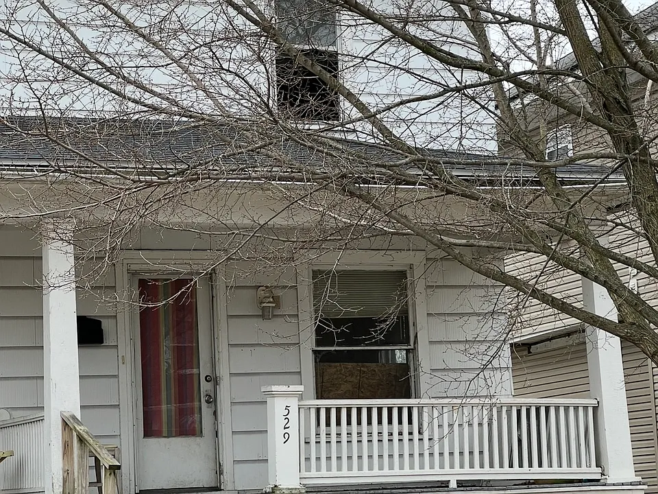 529 E Paint St #529