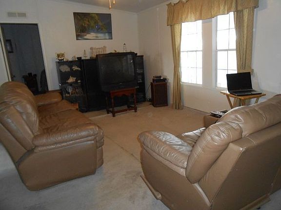 5th image of 26 Melody Cir