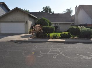 872 Cliffside Ct, Oakdale, CA 95361