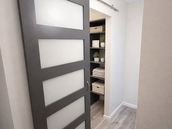5th image of 6730 Vernon Ave #309
