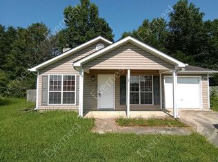 192 Cove Lndg, Calera, AL 35040