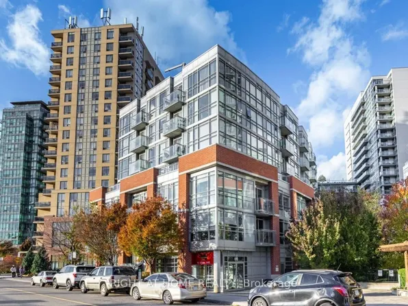 170 Sudbury St #804, Toronto, ON M6J 0A1