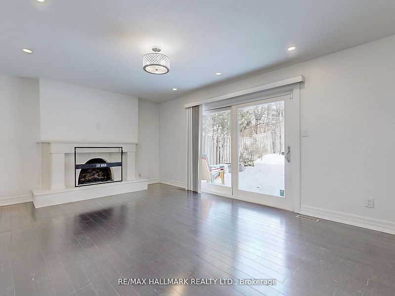 Toronto House for rent - 5 Bedrooms — photo 13