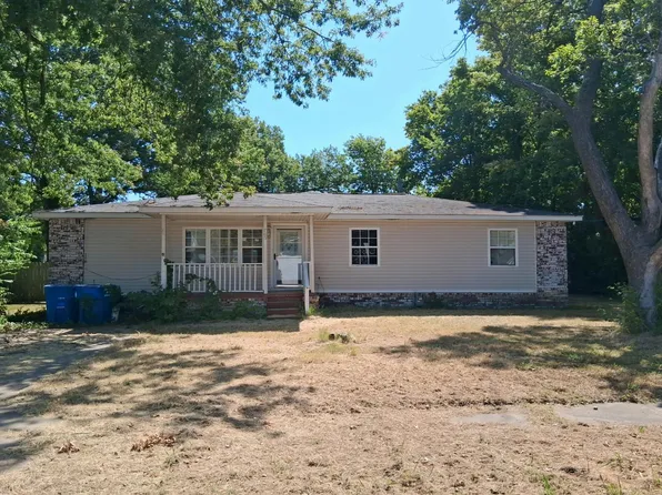 705 S Garfield Ave, Wagoner, OK 74467