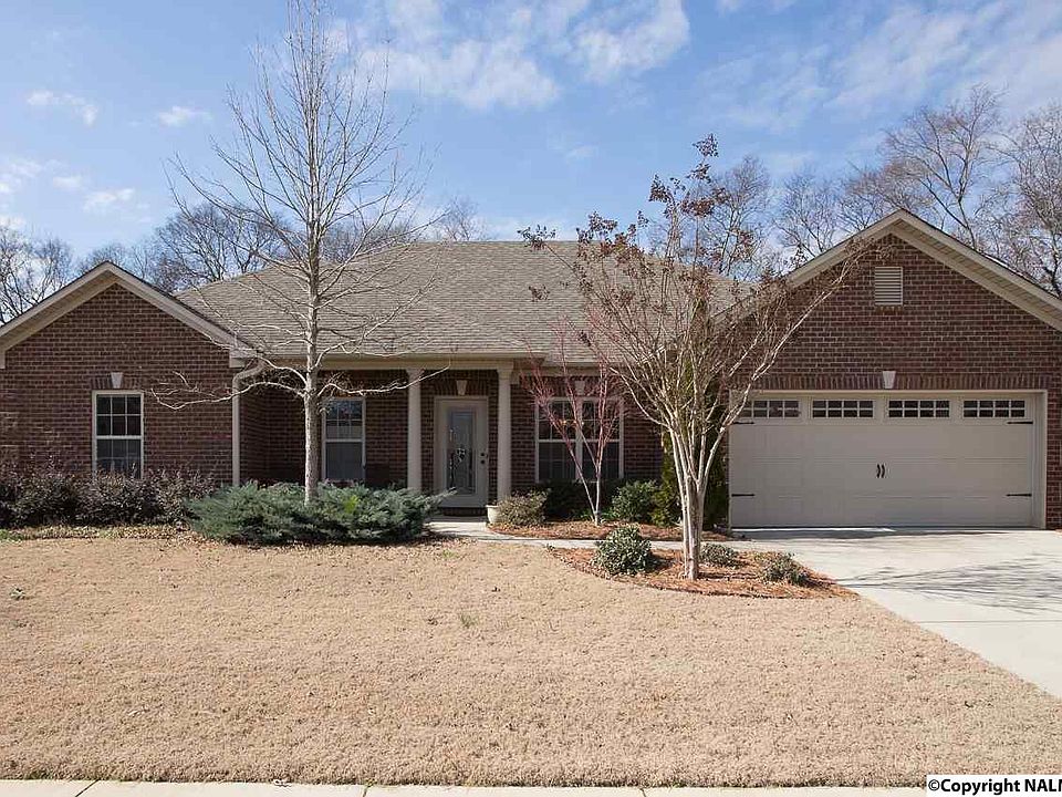 1st image of 128 Legacy Trace Dr