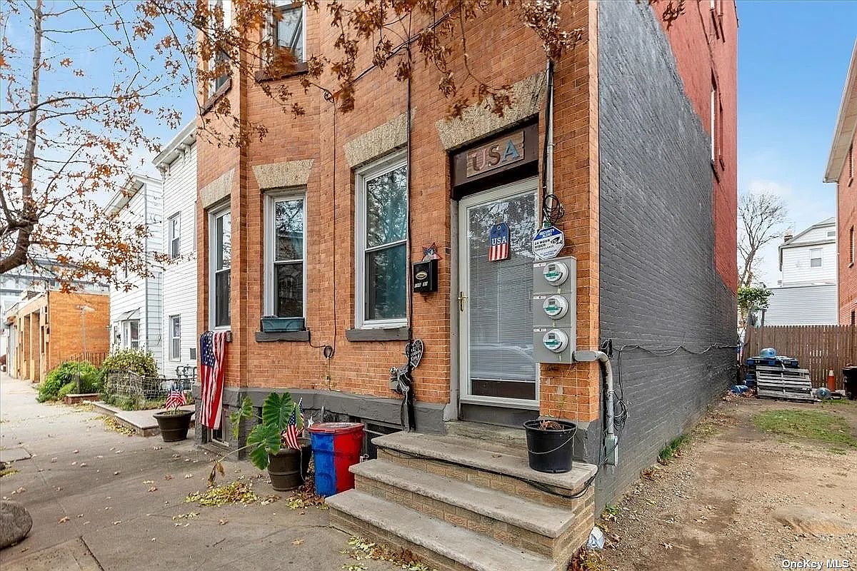 11031 15th Ave, College Pt, NY 11356 Zillow