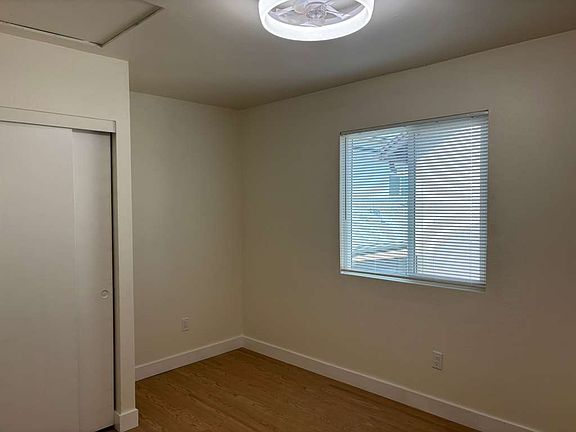 5th image of 9086 Three Seasons Rd #A