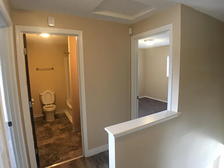 205 21st Pl SE #A — Photo 15