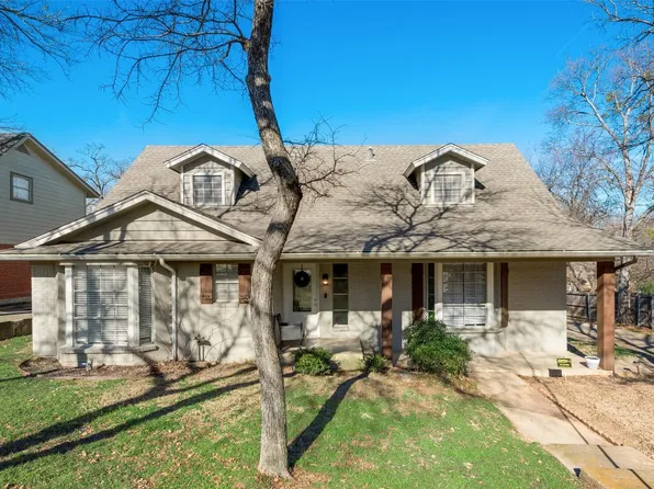 822 N Bowen Rd, Arlington, TX 76012