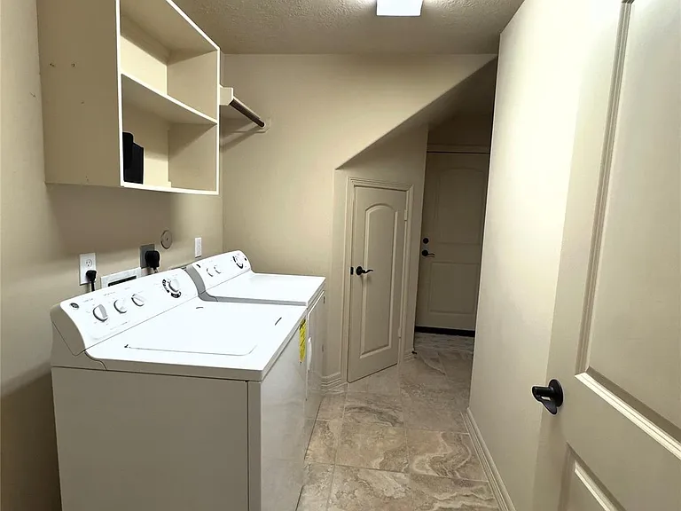 179 Hearthshire Cir — Photo 26